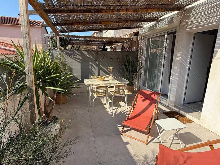Location de vacances pour 4 personnes, avec terrasse, animaux acceptés dans Les Goudes - 2
