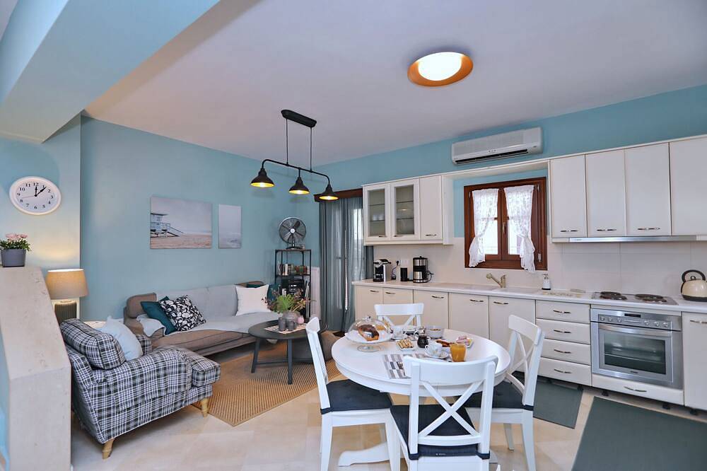 Rodianna Beautiful House in Skopelos Stadt, Sporaden