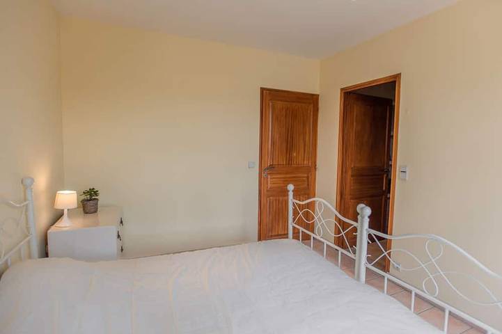 Location de vacances pour 6 personnes, avec balcon et jardin à Saint-Germain-les-Belles - 3