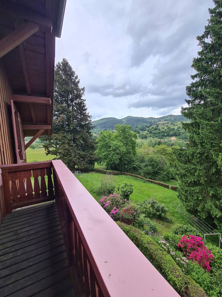 Gîte pour 4 personnes, avec balcon et jardin à Munster