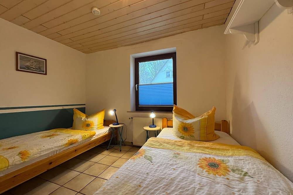 Ferienhaus mit Garten in Graal-Müritz in Müritzer Wiesen, Graal-Müritz