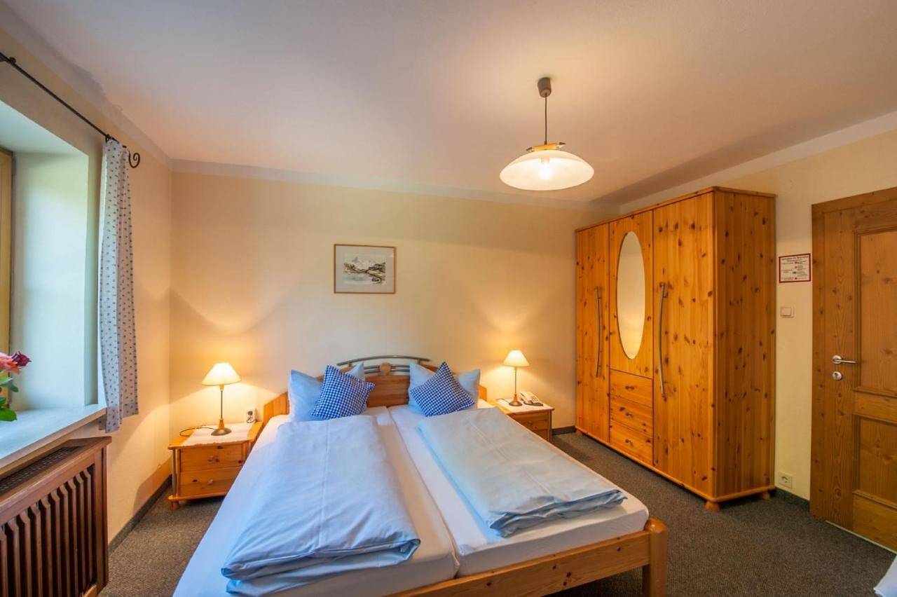 Zugspitzhotel Diana Thörle in Ehrwald, Alpes d'Ammergau (Autriche)