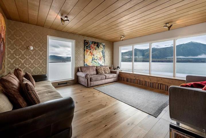 Ferienhaus für 6 Personen, mit Ausblick und Balkon sowie Garten - 1