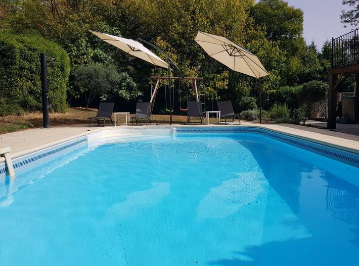 Location de vacances pour 4 personnes, avec jardin ainsi que piscine et terrasse à Cancon - 4