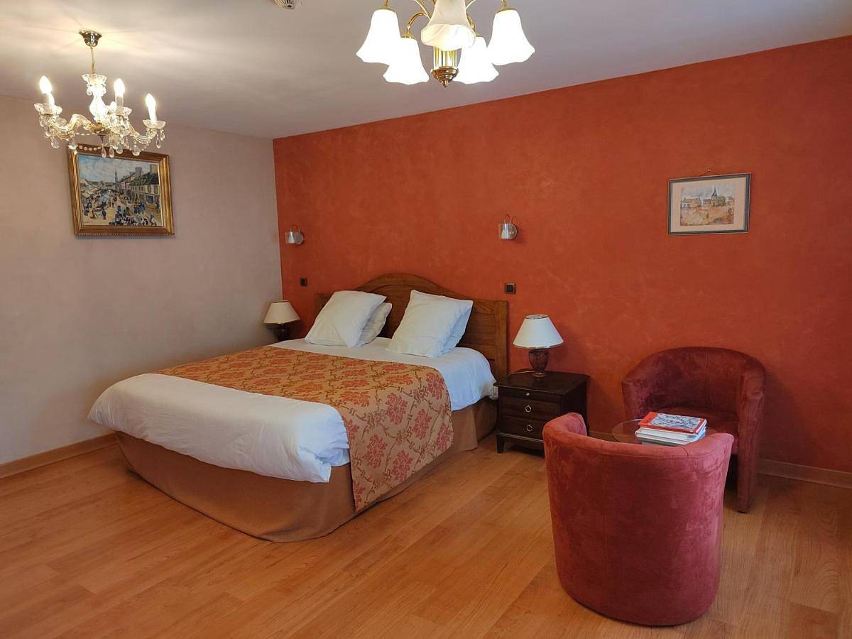 Hôtel Restaurant Le Bretagne in Huelgoat, Région de Châteaulin