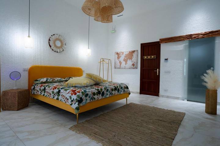 Villa per 3 persone, con Balcone e Terrazza nonché Giardino e Panorama a Termini Imerese