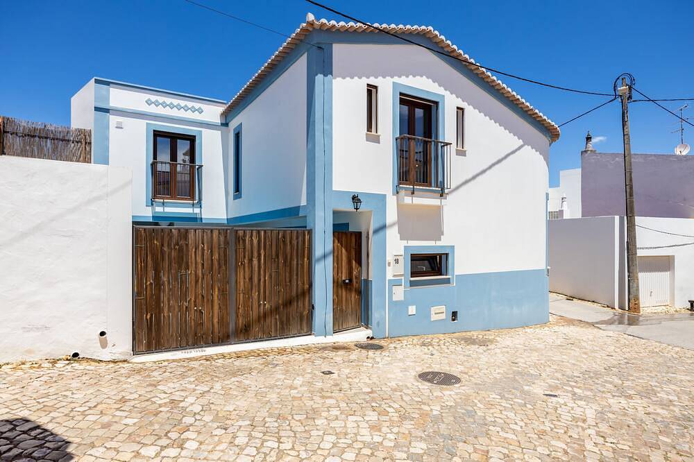A unique space in the heart of Montes de Alvor village in Montes de Alvor, Alvor