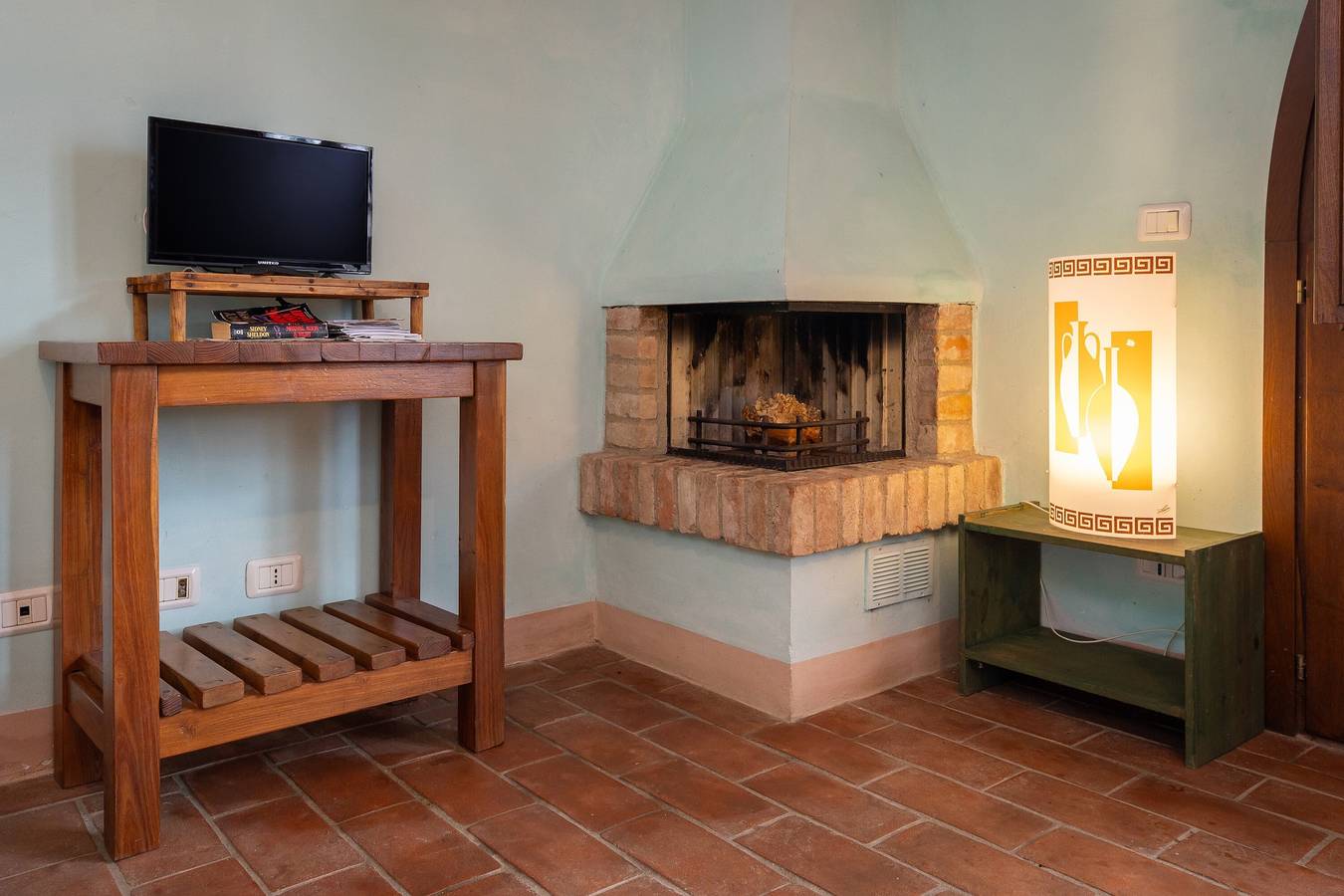 Ferienhaus 'Cottege' mit Gemeinschaftspool, privater Terrasse und Wlan in Palaia, Pisa Provinz