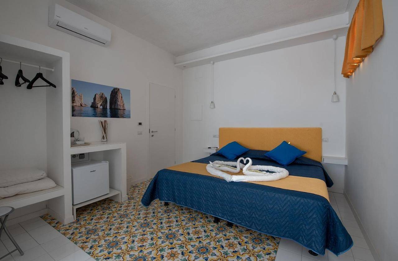 Quadruple Room with Terrace in Massa Lubrense, Sorrento Coast