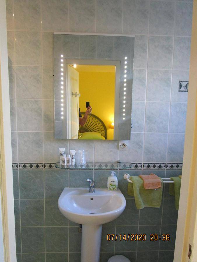 Location de vacances pour 2 personnes, avec jardin et piscine à Aytré - 3