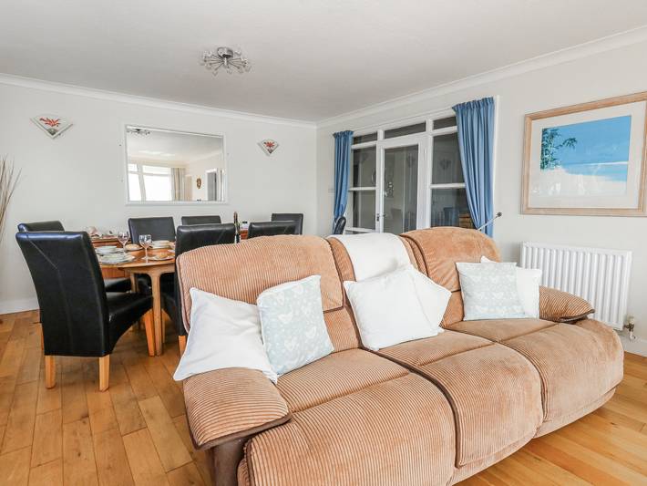 Ganze Wohnung, Flat 17 Golden Gates in Sandbanks, Poole