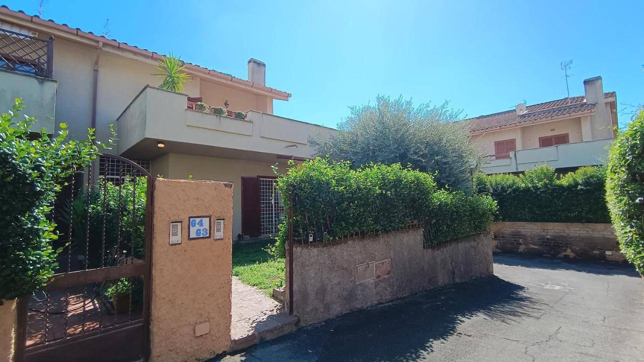 Guests Suite Apartment in Residence nel Verde a Roma Aeroporto Ciampino in Casal Morena, Roma