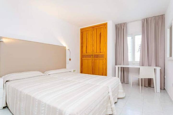 Casa vacanza per 5 persone, con balcone e piscina - 1