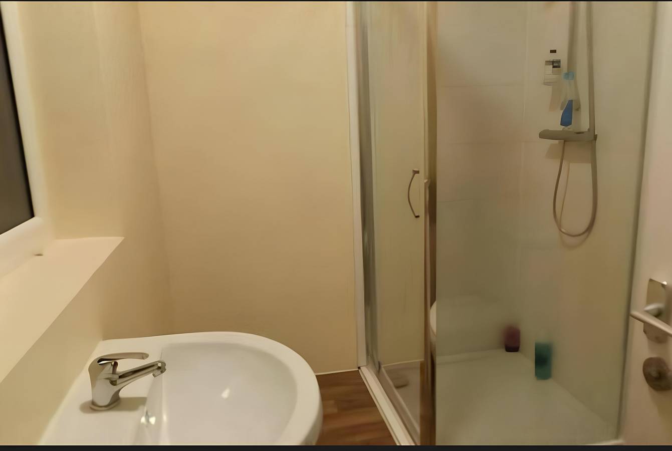 A 5 minutos del centro de la ciudad y de los servicios locales in Stoke-on-Trent, Midlands