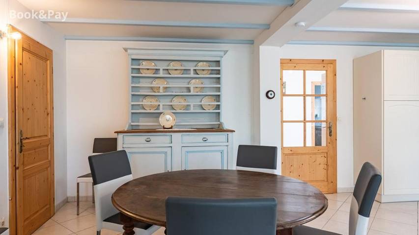 Location de vacances pour 7 personnes, avec terrasse et vue à Saint-Quentin-de-Chalais - 4