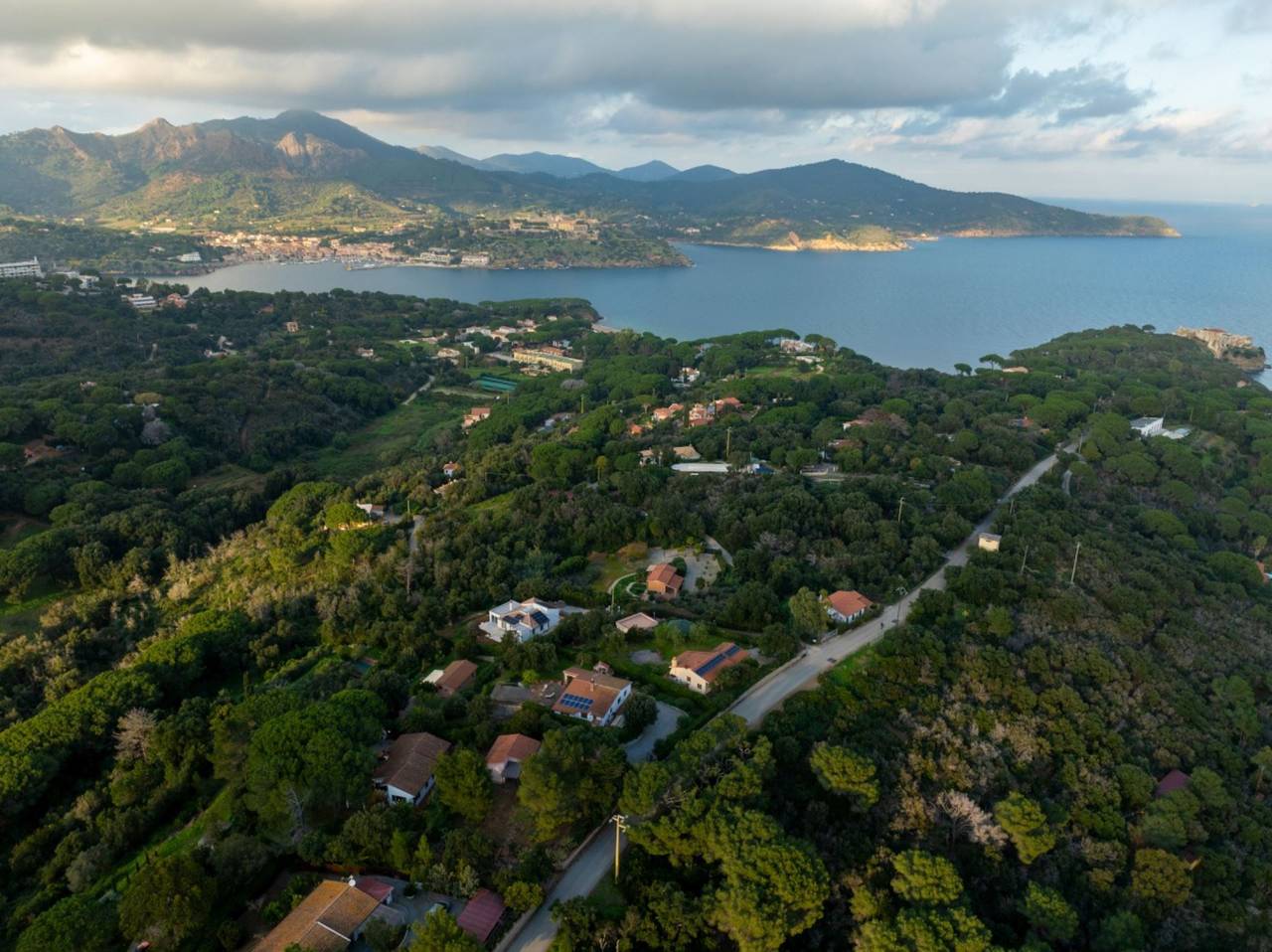 Villa für 9 Personen mit Garten in Naregno, Capoliveri