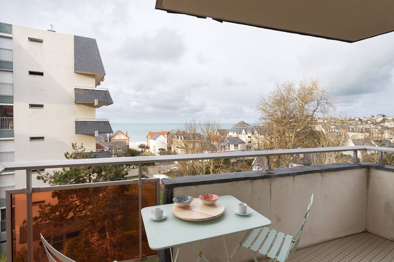 Ganze Wohnung, Le Verdelet - Vue mer plein centre du Val André in Pléneuf-Val-André, Côtes-d'Armor