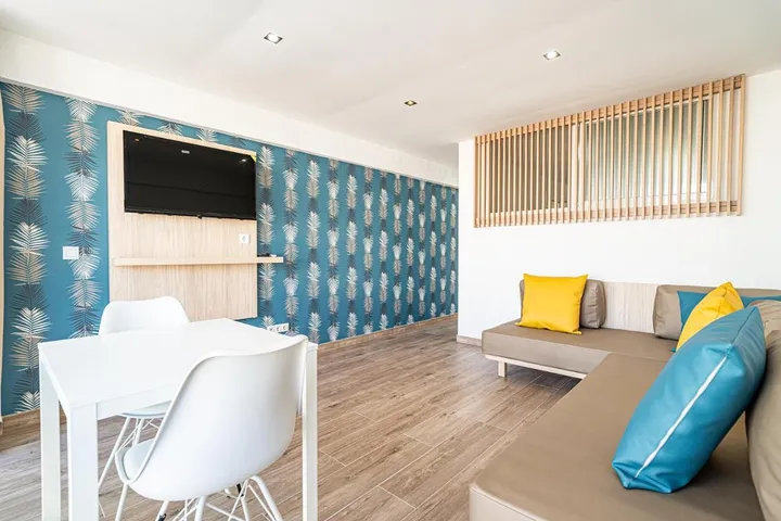 Apartamento de vacaciones para 4 personas, con balcón y vistas - 1