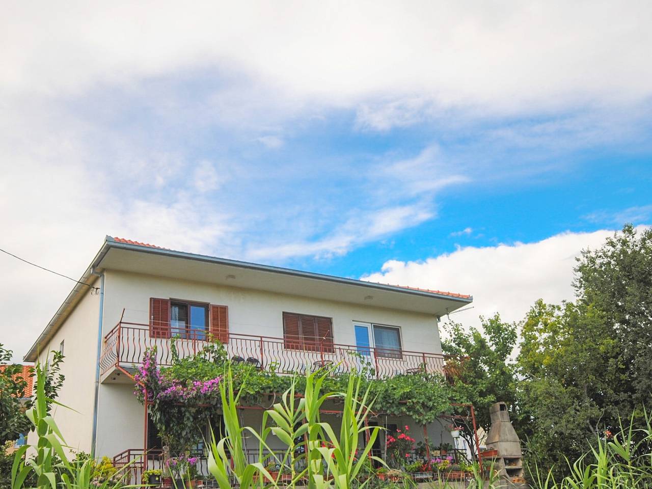 Hel leilighet, Apartment with balcony in Kastel Stafilic, Kaštela