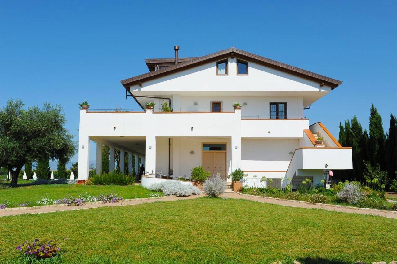 Double Room in Battipaglia, Costa tirrenica Campania