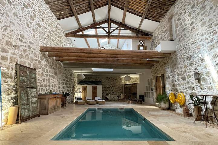 Ferienhaus für 4 Personen, mit Terrasse und Pool in Capestang