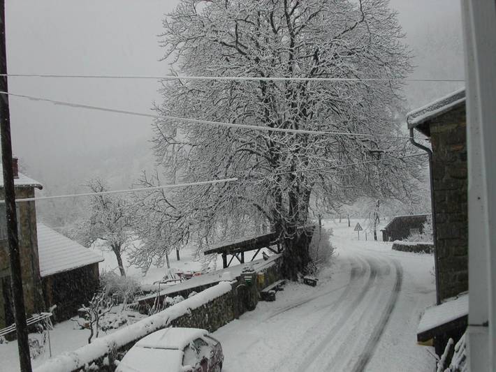 Maison de campagne pour 6 personnes, avec jardin et vue, animaux acceptés dans Lac de Saint-Martial