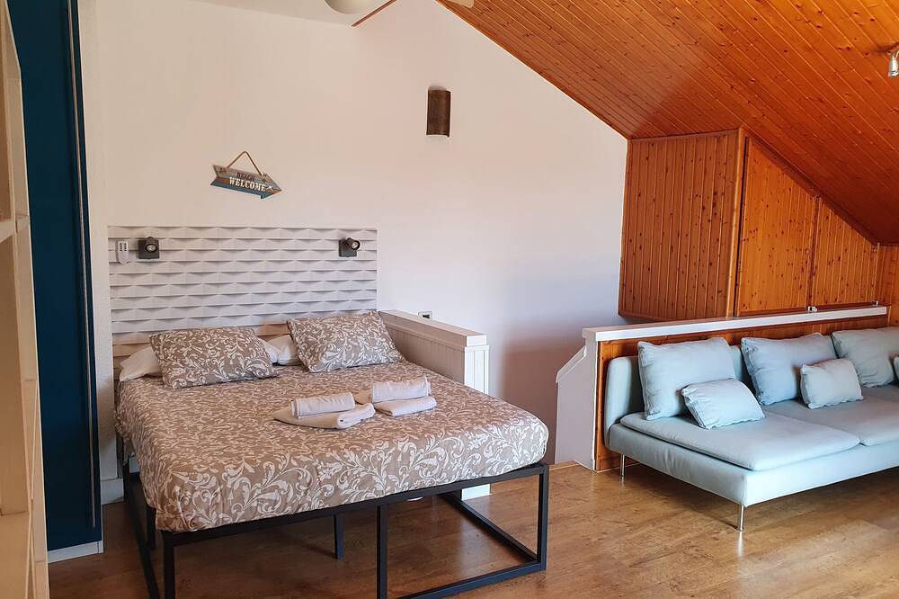 Light, Calm And Sea Exclusive Villa On The Gold Coast in Segur de Calafell, Calafell