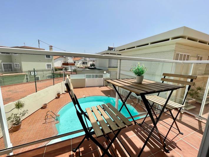 Maison de vacances pour 3 personnes, avec piscine et balcon - 1