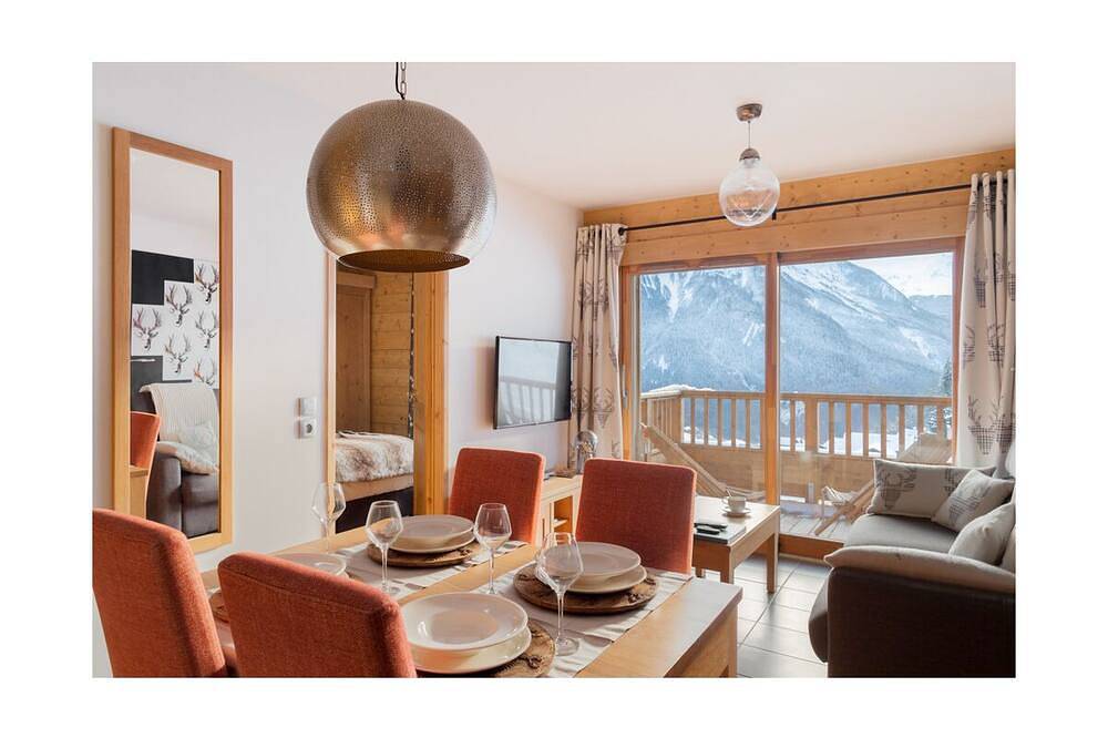 Apartamento entero, Appart Champagny La Plagne-Ski-in ski-out, Wifi, ropa de cama y limpieza incluidos in Champagny-en-Vanoise, Parque Nacional de Vanoise
