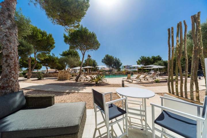 Station pour 2 personnes, avec jardin et piscine, animaux acceptés à Ciutadella - 2