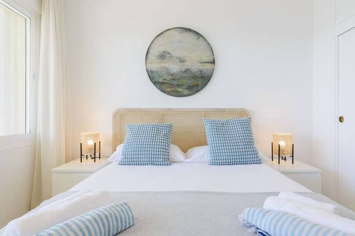 Entire apartment, Imperator Ap. - Sea Views - Marbella Center in Playa de la Fontanilla, Marbella