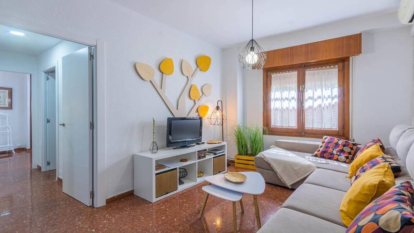 Entire holiday apartment, Azahar Apartment in Santa Marina ⭐⭐⭐ in Distrito Centro (Córdoba), Cordoba