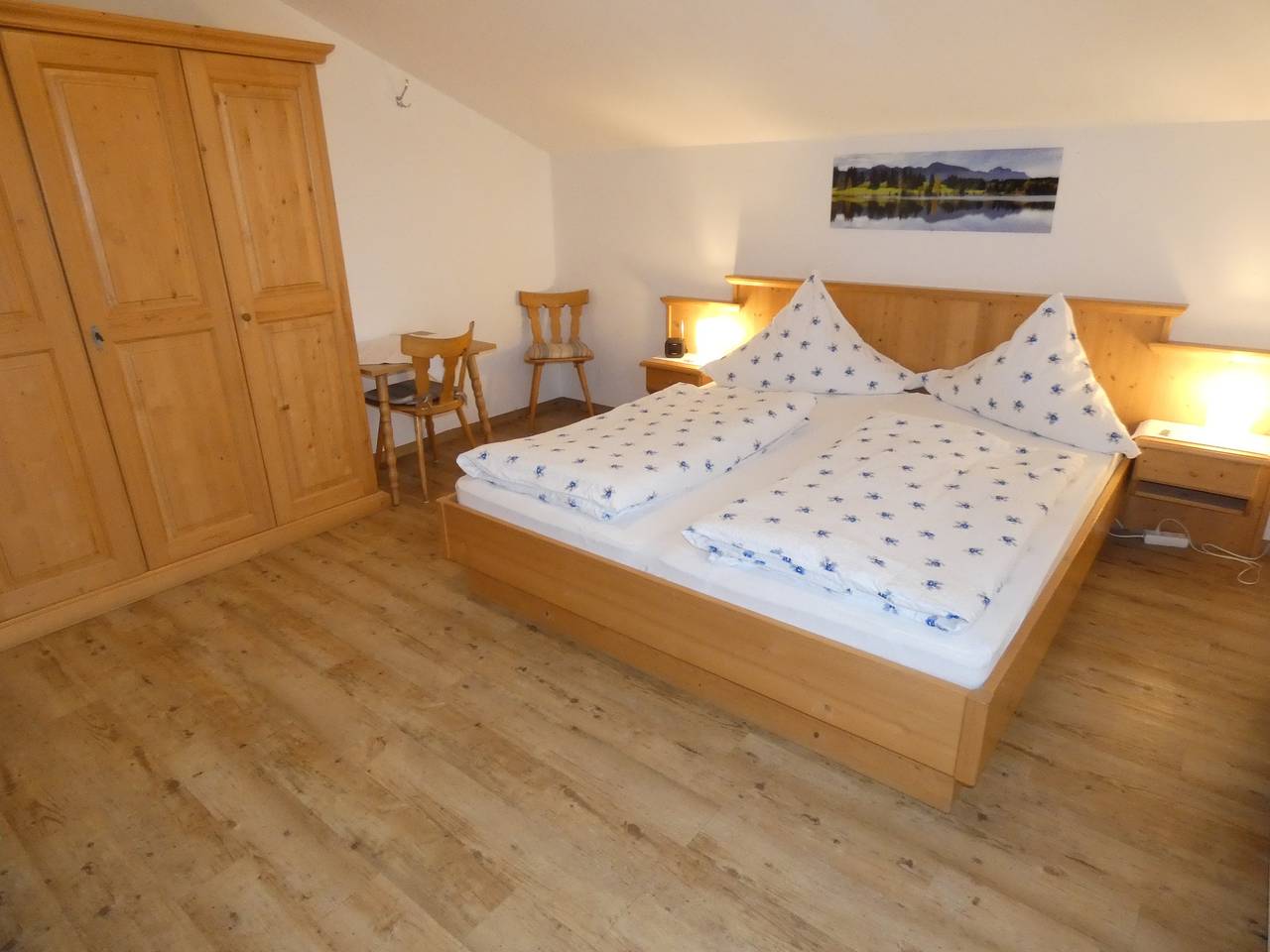 Geheel vakantieappartement, Ferienwohnungen Stockinger inkl. Chiemgaukarte - Holiday flat Chiemgau 100 sqm, balcony, kitchen, 3 bedrooms, living room, Wlan in Ruhpolding, Beierse Alpen