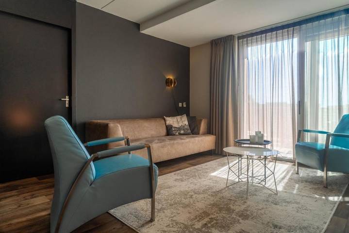 Ferienwohnung für 4 Personen, mit Balkon und Seeblick sowie Ausblick in Makkum