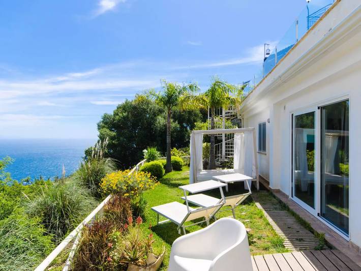 Apartamento para 4 personas, con piscina y jardín en Mazzarò