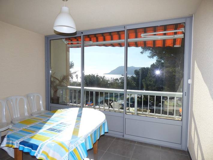 Rustico per 4 persone, con Balcone in Provenza