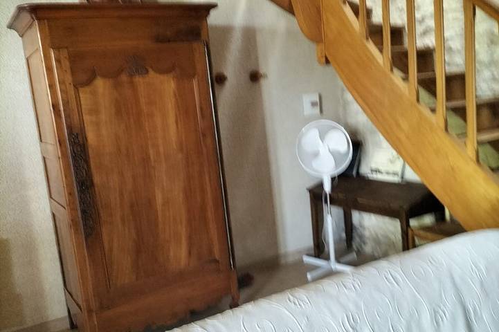 Location de vacances pour 6 personnes, avec Jardin à Antezant-la-Chapelle - 4