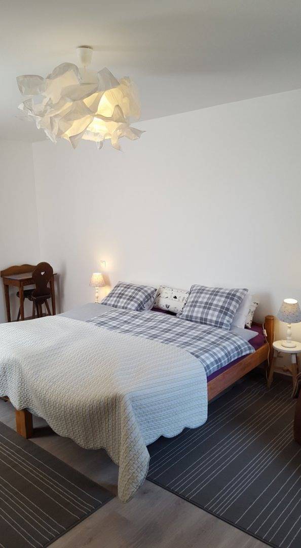 Chambre d’hôte pour 2 personnes, avec Terrasse et Jardin dans le Jura - 3