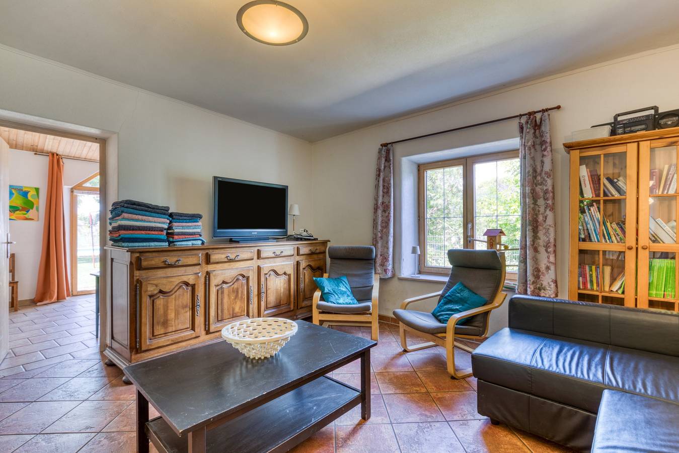Spacious riverside cottage – Maison Abricot in Aspiran, Lodève region