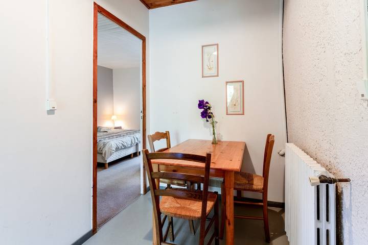 Entire apartment, Le Mas Perdu: Parme Studio Cottage in the Heart of the Cévennes in Saint-Christol-lès-Alès, Cévennes