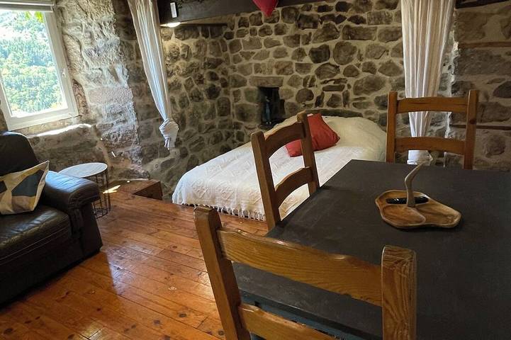 Location de vacances pour 2 personnes, avec terrasse à Saint-Prix - 4