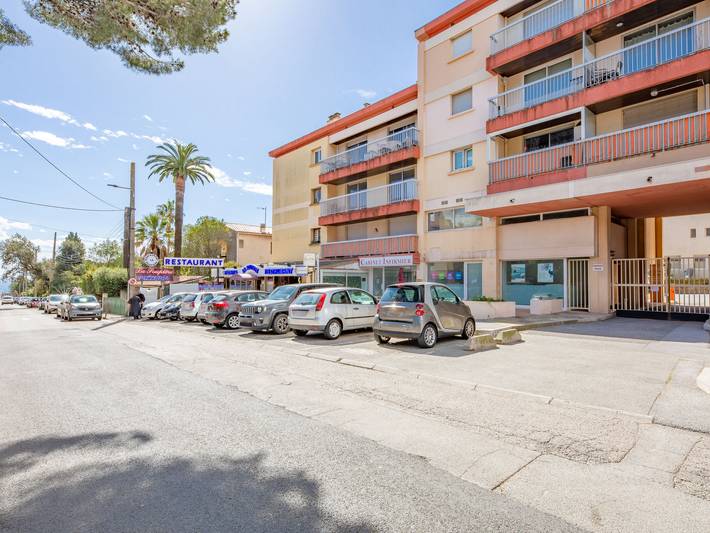Entire apartment, L'Espelido in Saint-Aygulf, Frejus