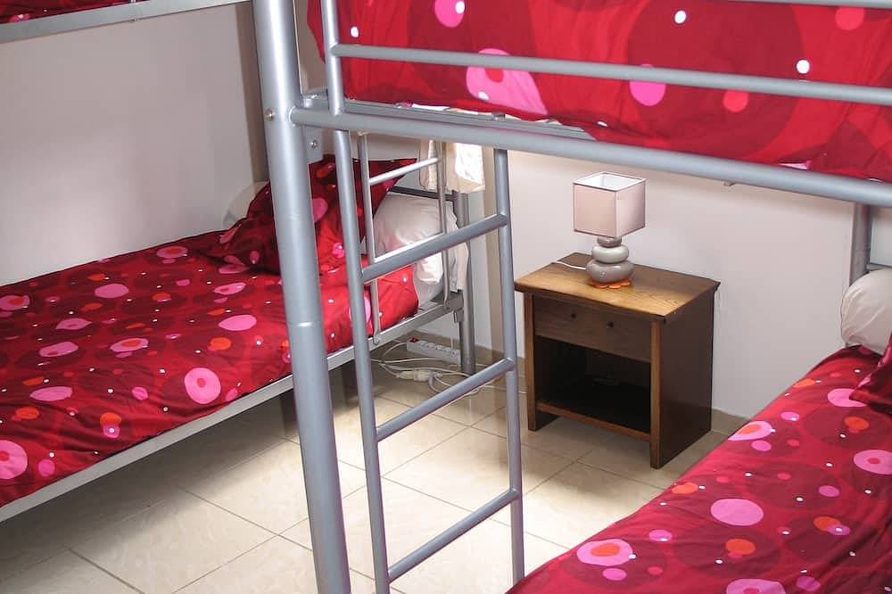 Cerca De Cassis S / Mer Villa T4. Piscina Privada Clim-Promo in Cuges-les-Pins, Marsella region