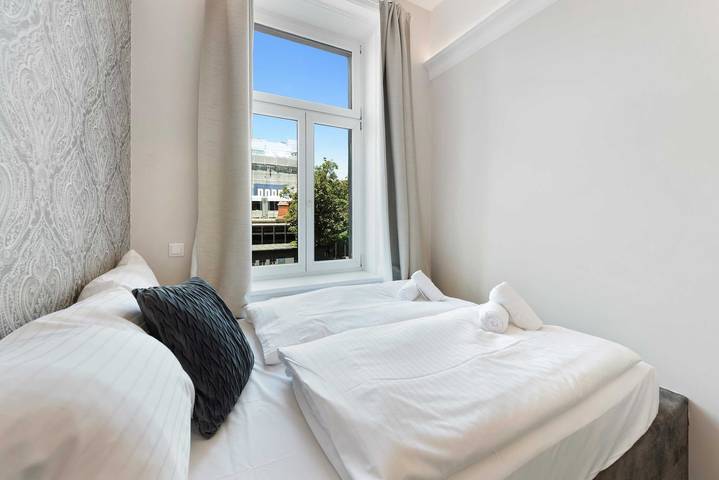 Ganze Wohnung, Kaiser 3Br | Metro & Tram | Nespresso | Central in Wien, Donau Niederösterreich