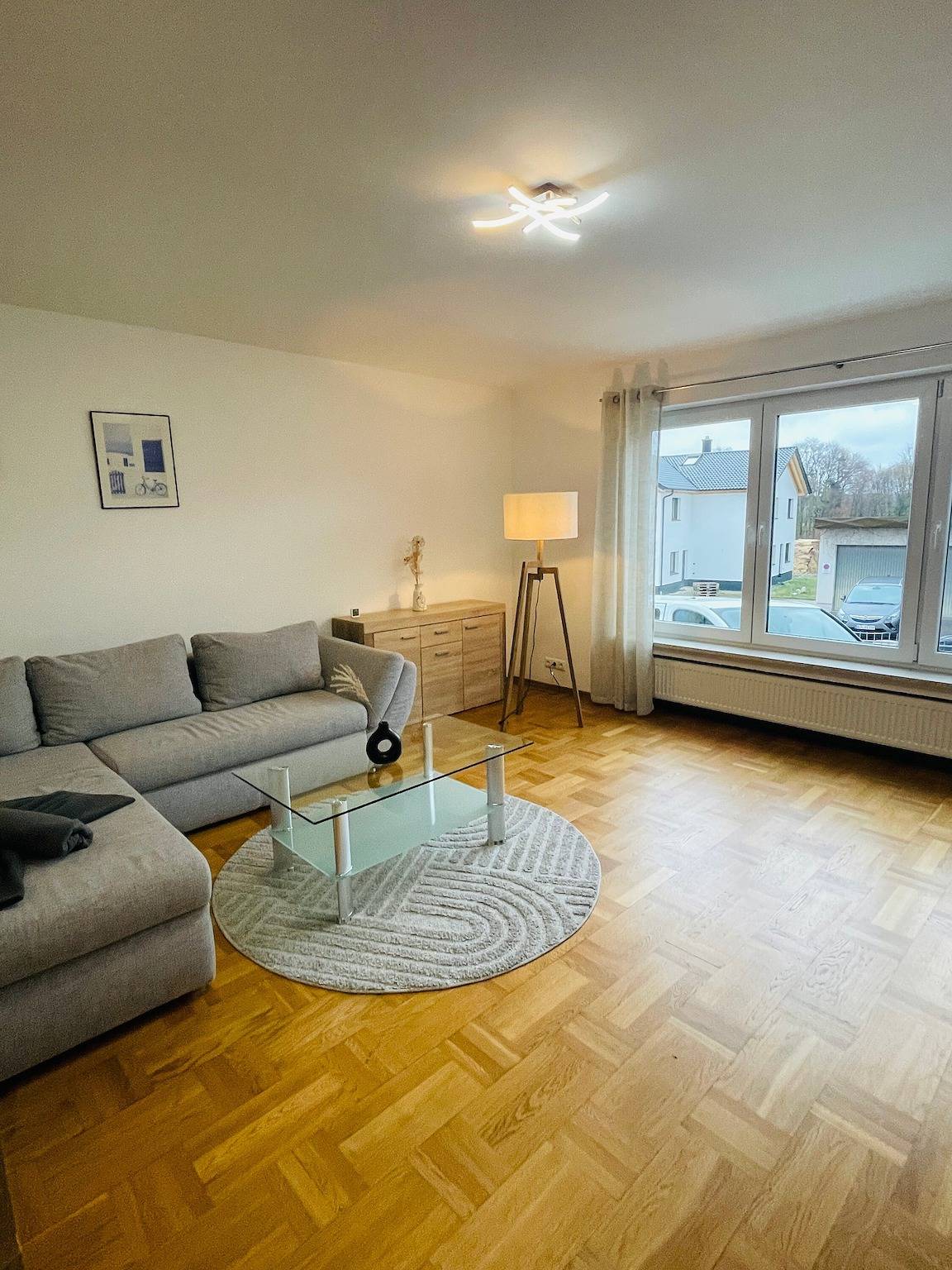 Ganze Wohnung, Ferienwohnung Adelsried 1 mit privater Terrasse und Wlan in Adelsried, Bayerisch Schwaben