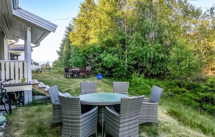 Ferienhaus für 6 Personen mit Garten in Frogn