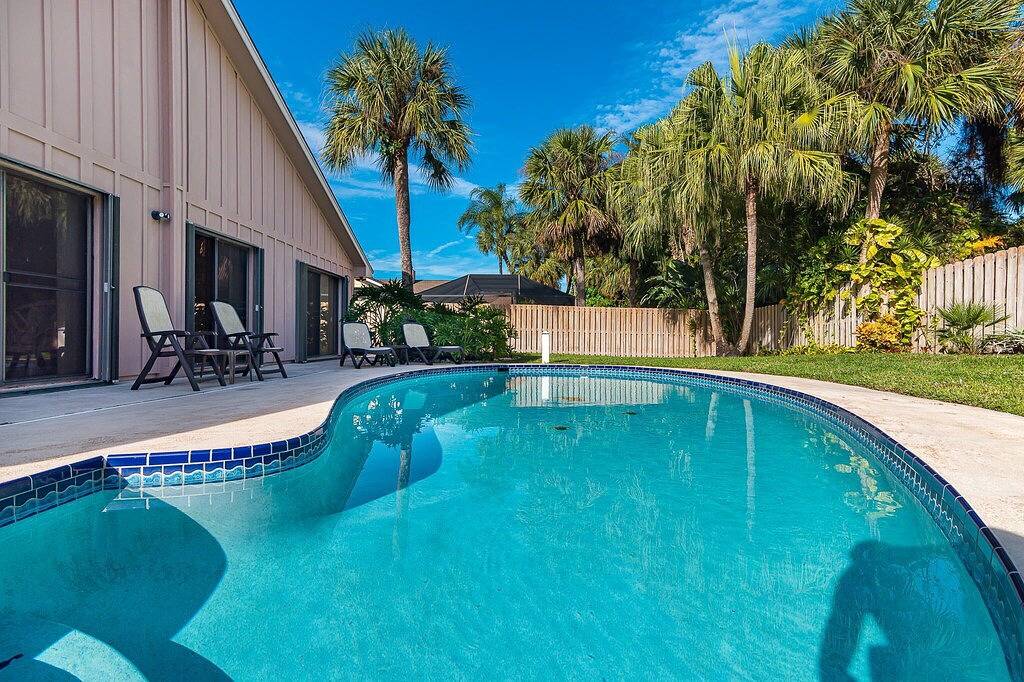 Jupiter Beach House mit Pool - zu Fuß zum Jupiter Beach und Inlet in Jupiter, Palm Beach County