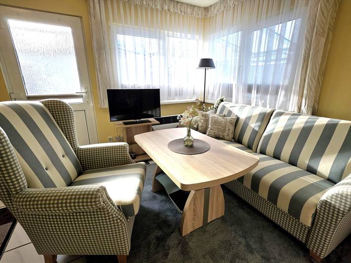 Bungalow für 2 Personen, mit Terrasse und Garten in Grömitz - 3