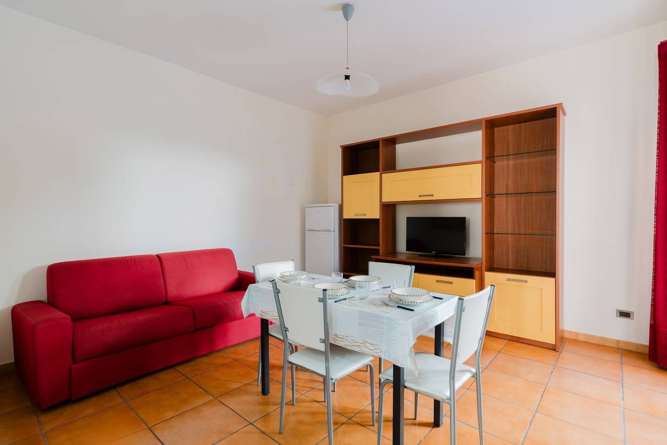 Appartement entier, Appartement 'Grazioso' avec balcon et climatisation in Gallipoli, Golfe de Tarente