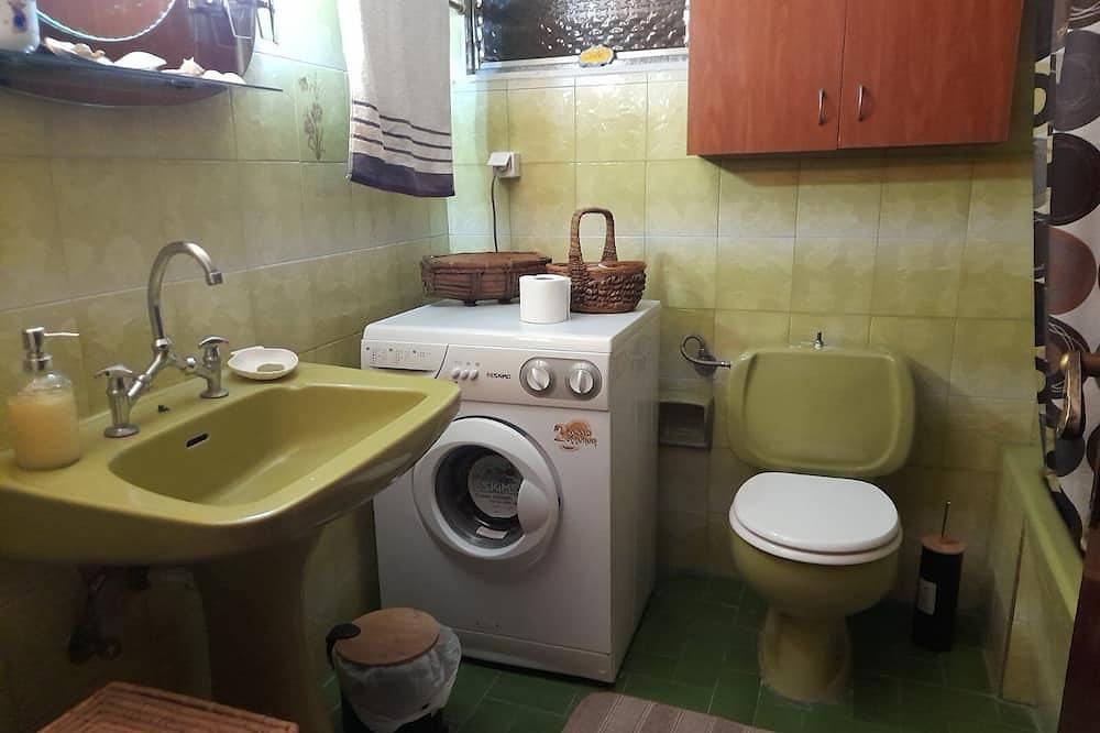 Ganze Wohnung, Cozy & cute apartment - 2 minutes from the beach! in Fthiotida